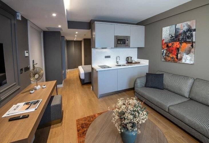 Valente Suites & Hotel
