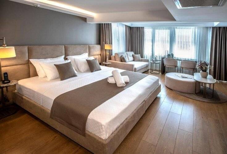 Valente Suites & Hotel