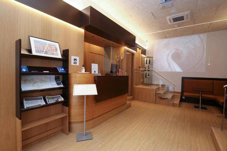 Hotel Esplugues — фото 25