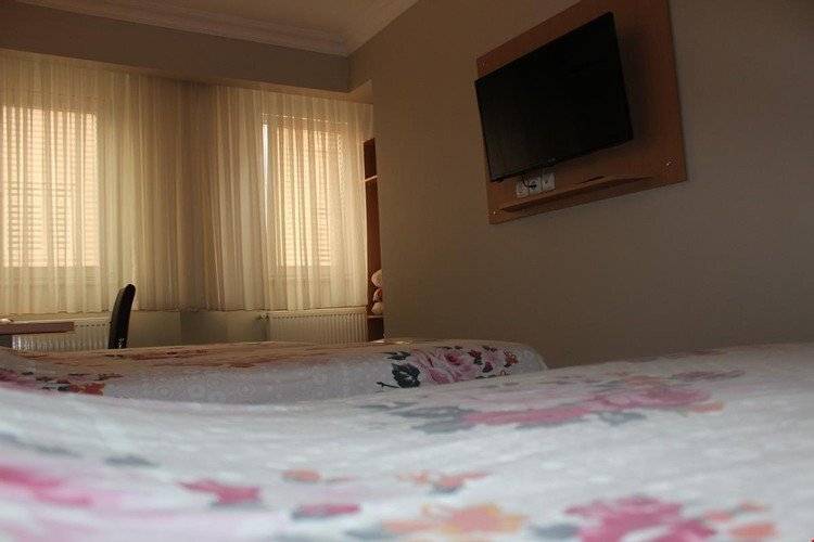 Ozsefa Hotel