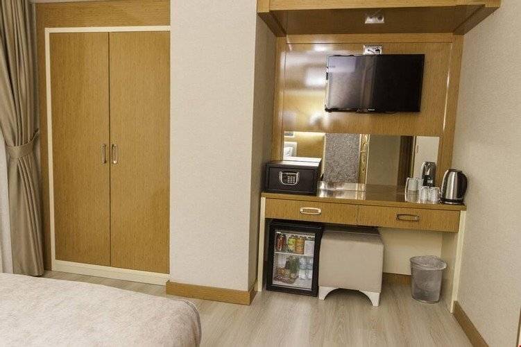 Mars Hotel