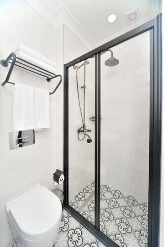 Stayso By Cloud7 Hotel