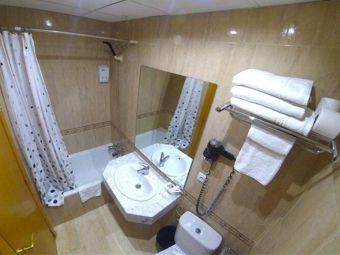 Hostal Boquería — фото 25