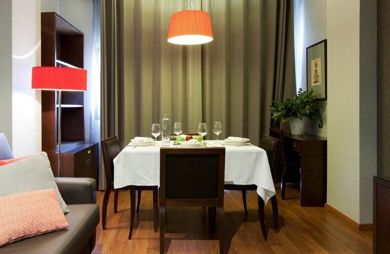 Suites Center Barcelona — фото 24