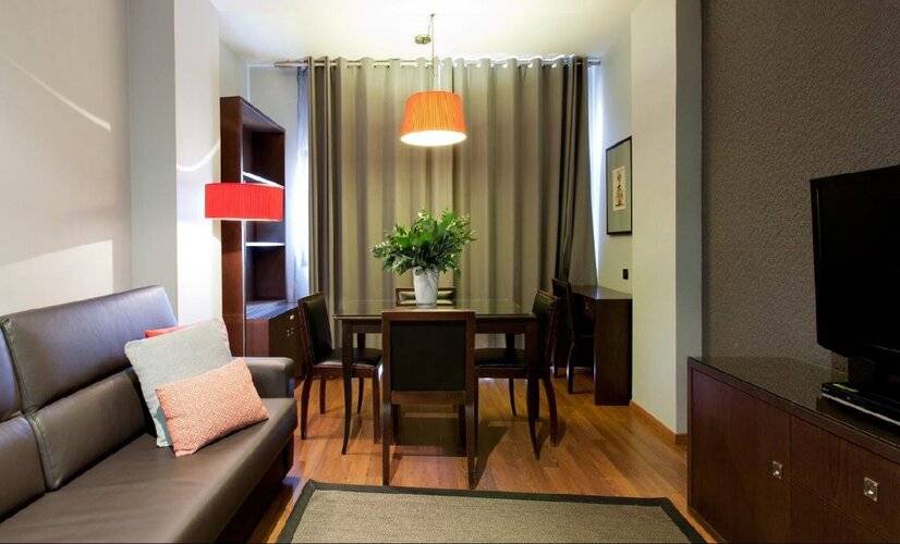 Suites Center Barcelona — фото 15