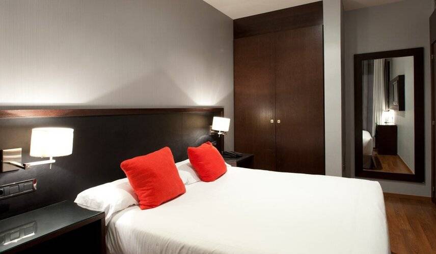 Suites Center Barcelona — фото 13