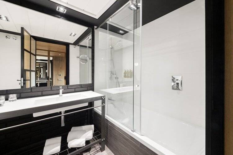 The Corner Hotel — фото 14