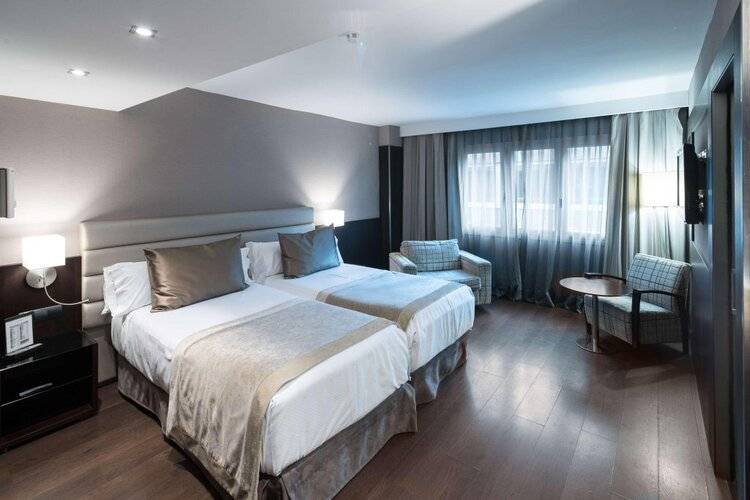 Catalonia Rigoletto Hotel — фото 9