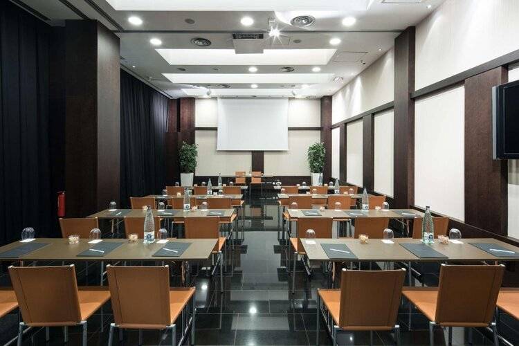 Catalonia Rigoletto Hotel — фото 4