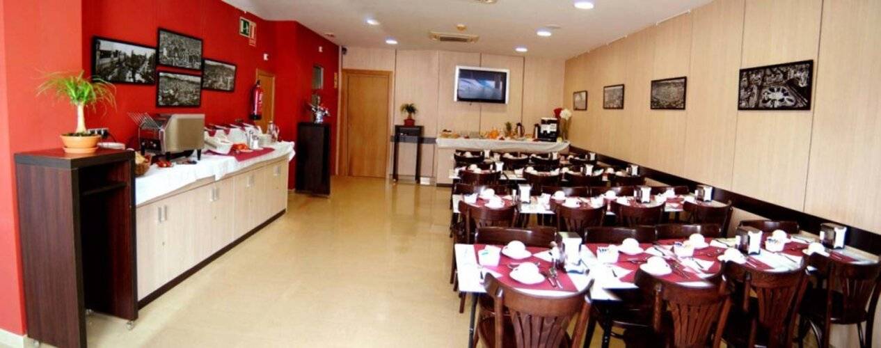 Hostal Bcn Port — фото 28