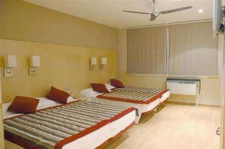 Hostal Bcn Port — фото 21