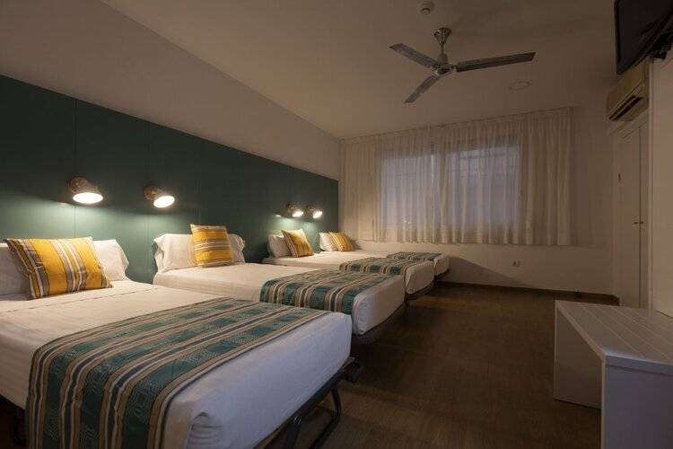 Hostal Bcn Port — фото 17