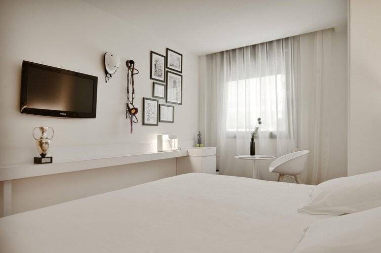 Pol & Grace Hotel — фото 9