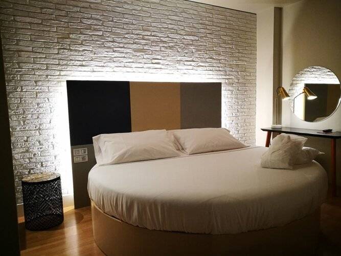 H La Paloma Love Hotel