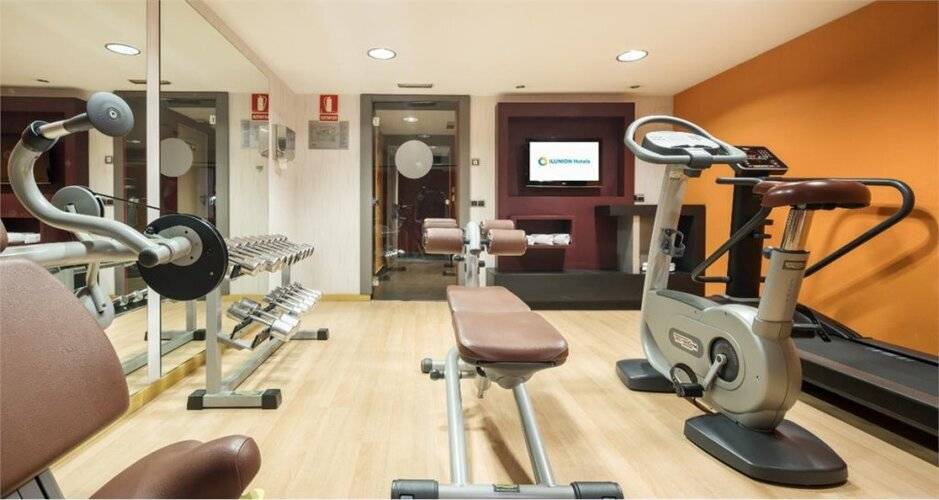 Hotel Ilunion Almirante — фото 16