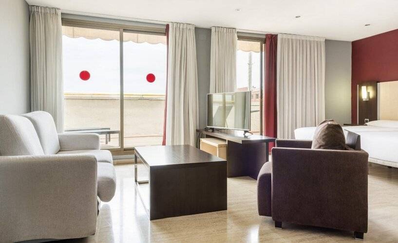 Hotel Ilunion Almirante — фото 8