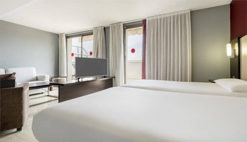 Hotel Ilunion Almirante — фото 3