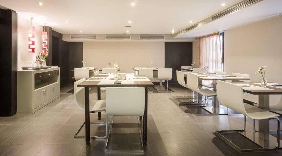 Hotel Ilunion Almirante — фото 21