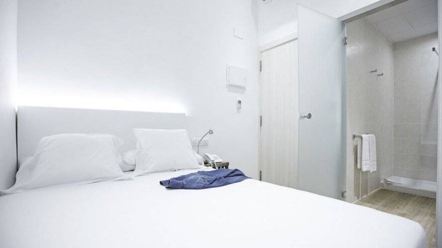 Som Nit Born — фото 3