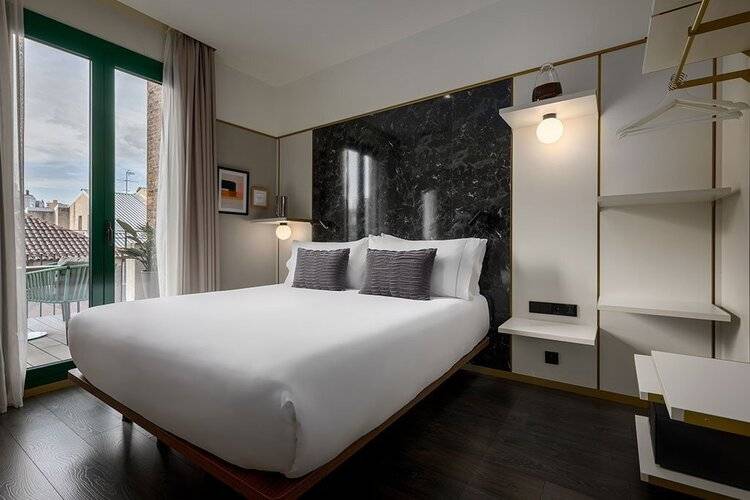 Be Mate Paseo De Gracia — фото 9