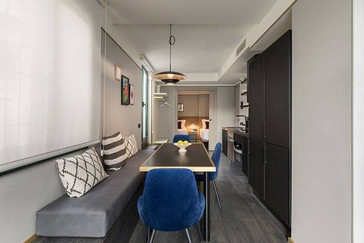 Be Mate Paseo De Gracia — фото 23