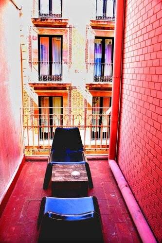 Hostal Raval Rooms (Hotel Casa Gardenia) — фото 9