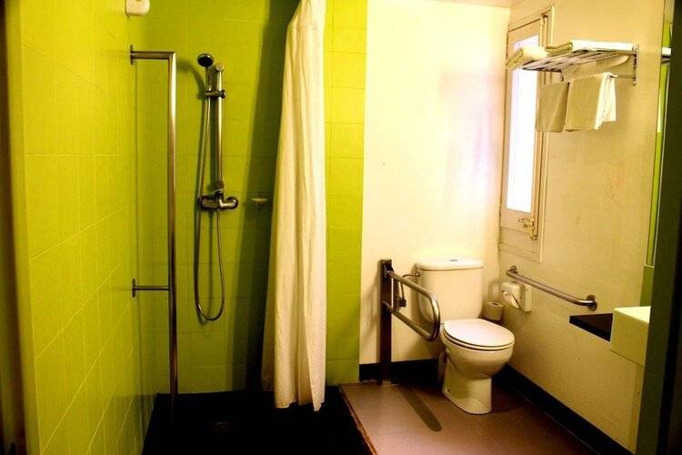 Hostal Raval Rooms (Hotel Casa Gardenia) — фото 22