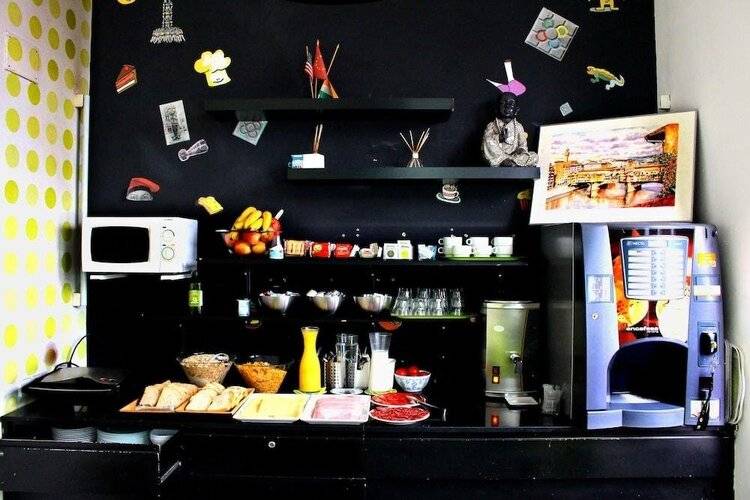 Hostal Raval Rooms (Hotel Casa Gardenia) — фото 24