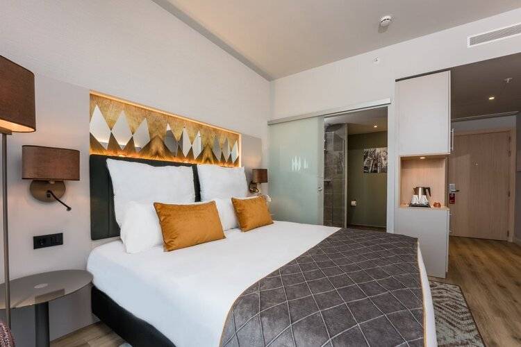 Leonardo Royal Hotel Barcelona Fira — фото 29