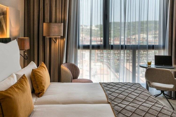 Leonardo Royal Hotel Barcelona Fira — фото 31