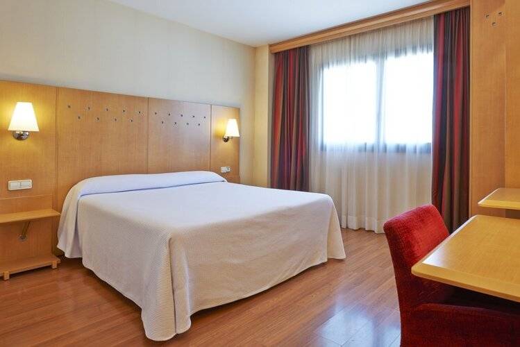 Catalonia La Maquinista — фото 11