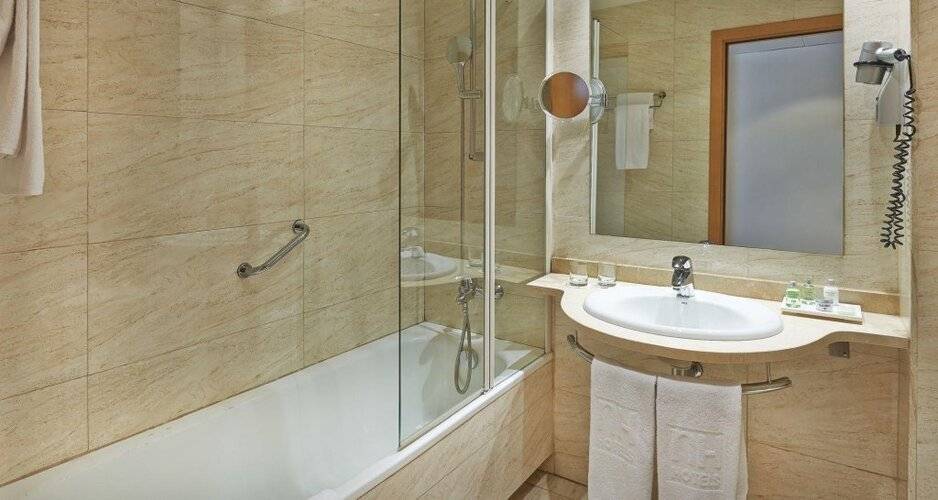 Catalonia La Maquinista — фото 29