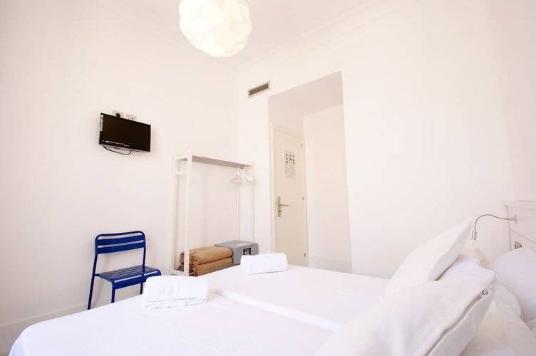 Hostal Express By Gaiarooms — фото 6