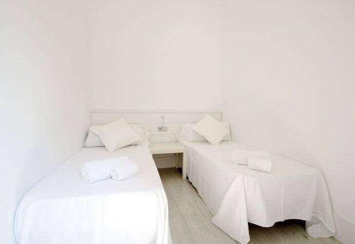 Hostal Express By Gaiarooms — фото 5