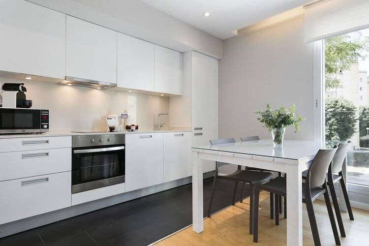 Lugaris Beach - Apartments — фото 27