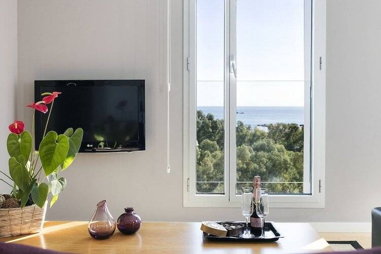 Lugaris Beach - Apartments — фото 14