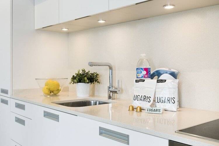 Lugaris Beach - Apartments — фото 21