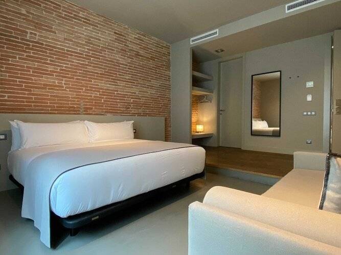 Uma Suites Pau Claris — фото 25