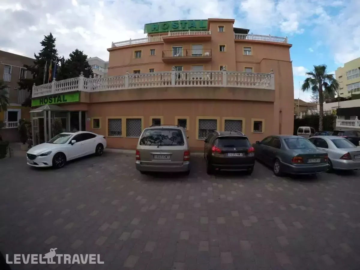 Hostal La Casa De Enfrente