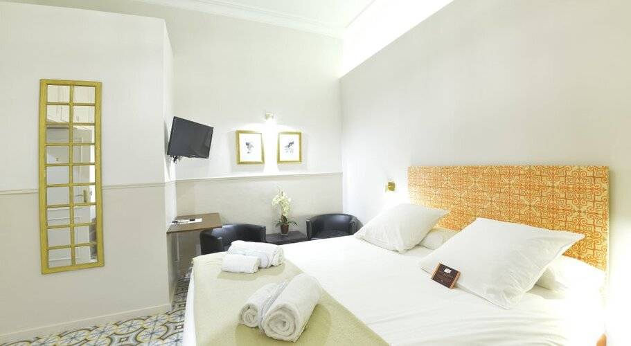 Mihlton Barcelona Boutique B&B — фото 26