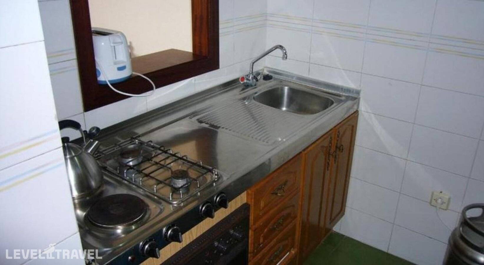 Изображение отеля 8