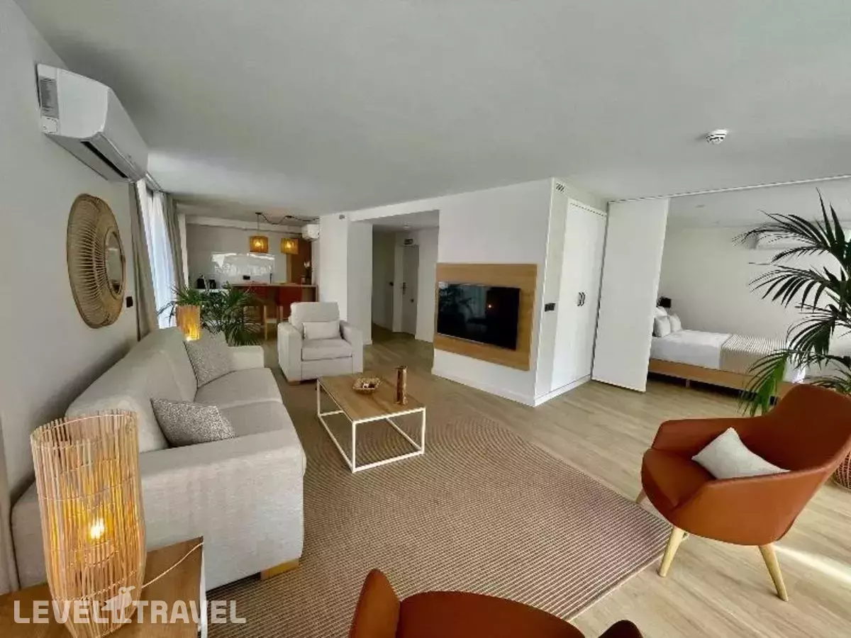 Hotel Emblemático Hi Suites