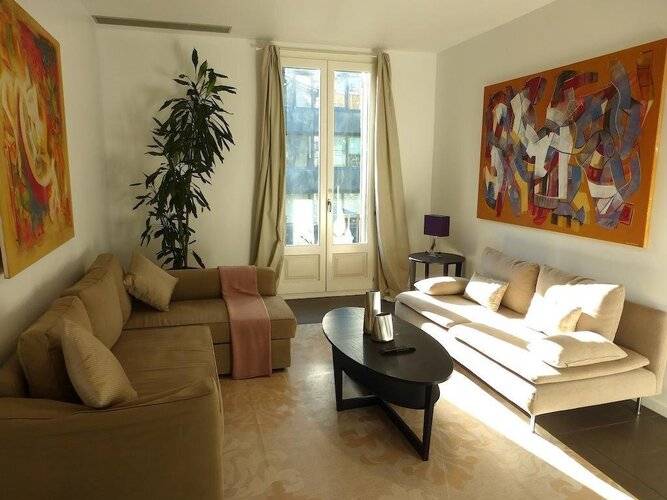 Aptbcn Super Balmes Guest House — фото 15