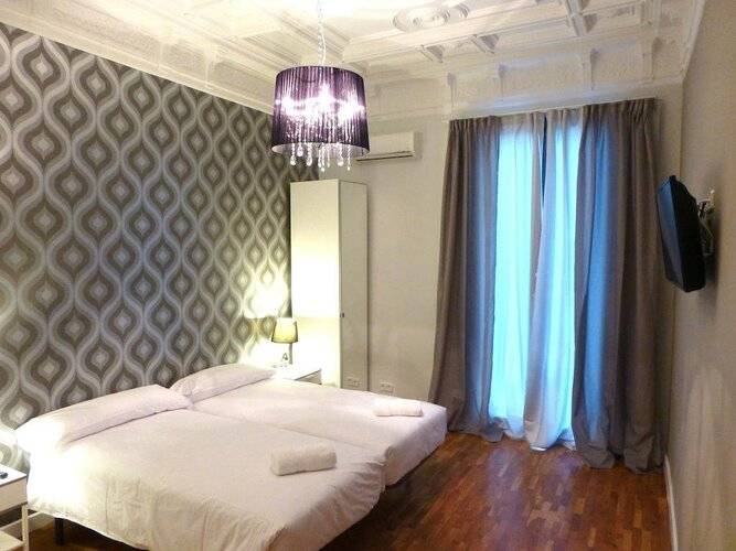 Aptbcn Super Balmes Guest House — фото 22