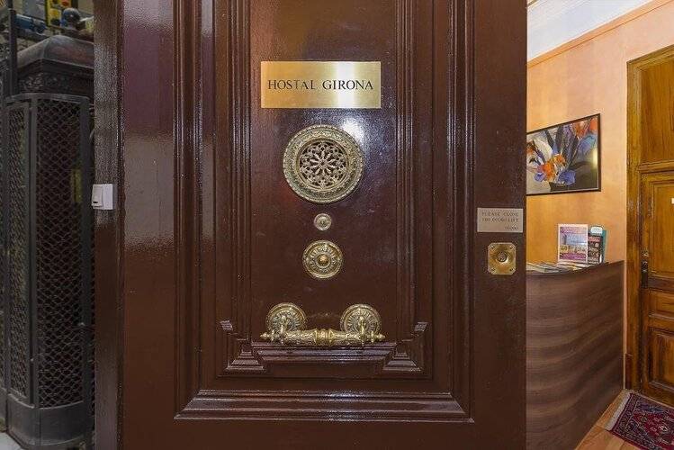 Hostal Girona — фото 15