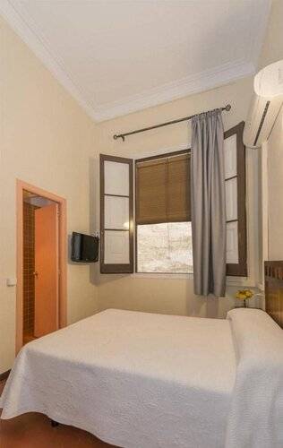 Hostal Girona — фото 3