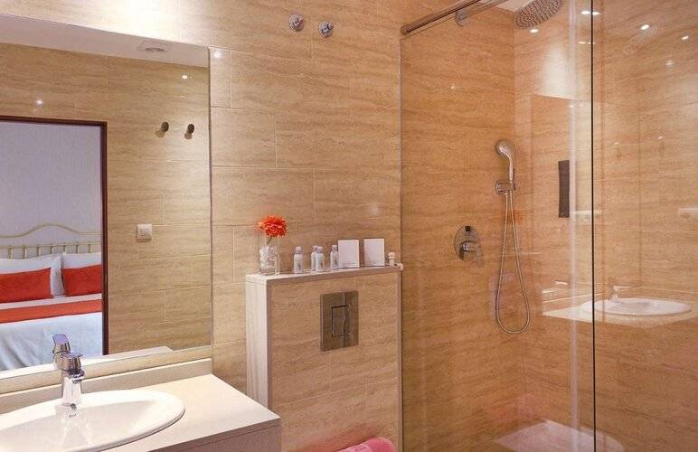 Continental Barcelona Hotel — фото 2