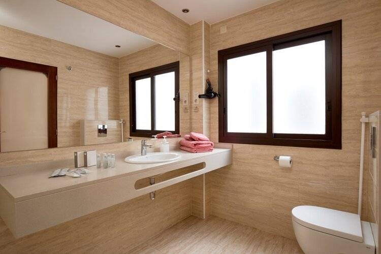 Continental Barcelona Hotel — фото 18