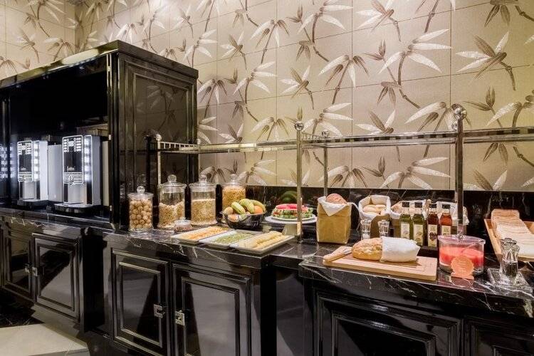 Room Mate Anna — фото 25