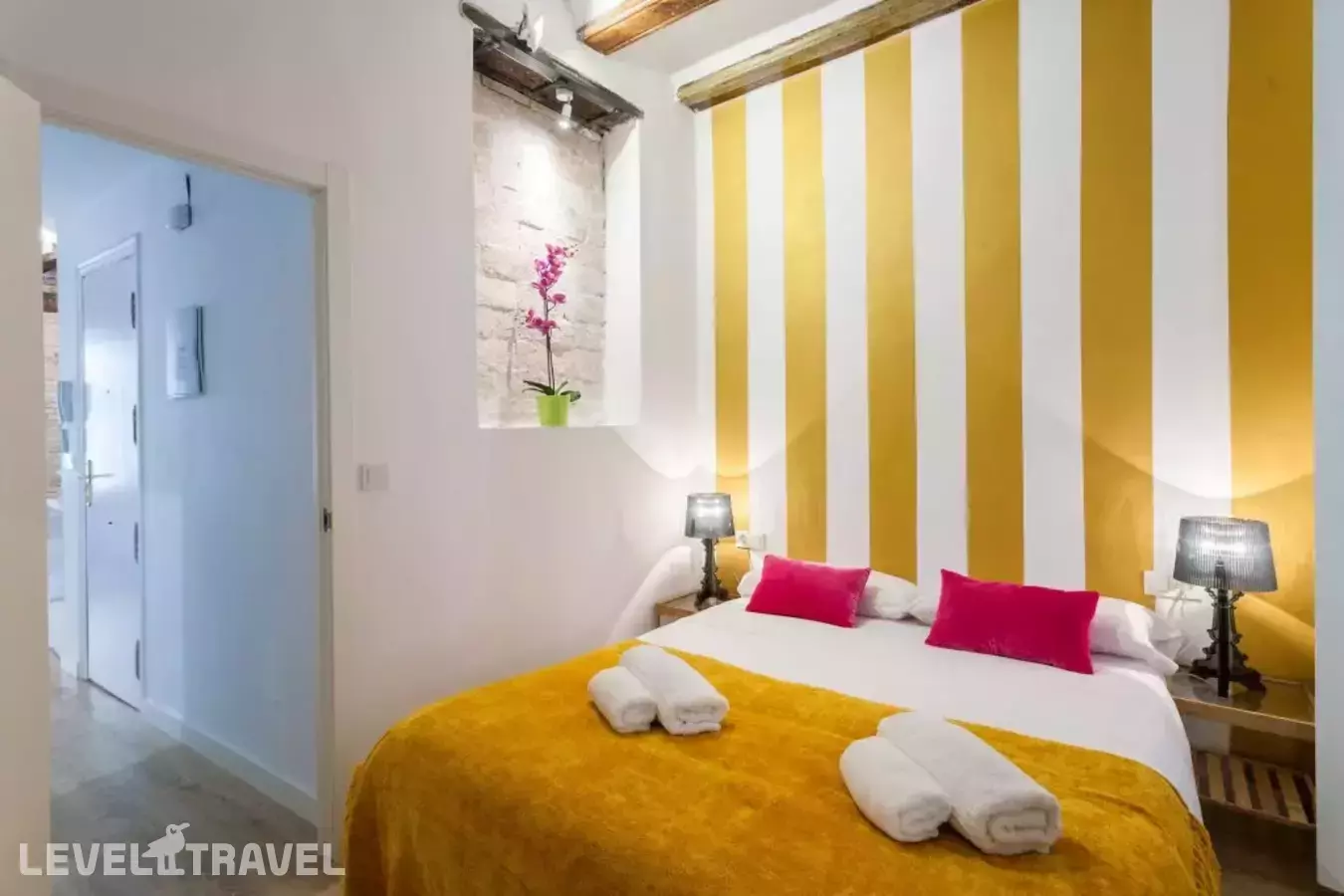 Shf Plaza De La Reina